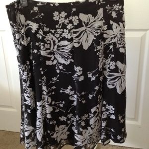 Lane Bryant Ladies skirt